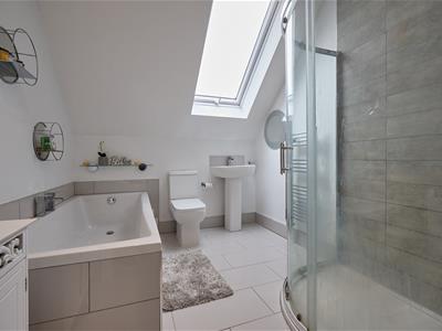 Ensuite bathroom